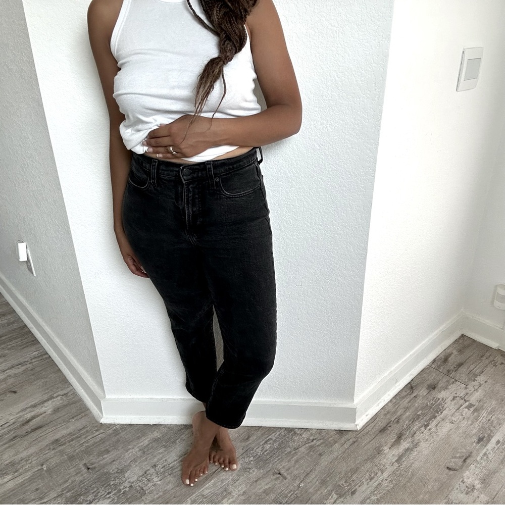 “Sky-Hi” Straight Jeans